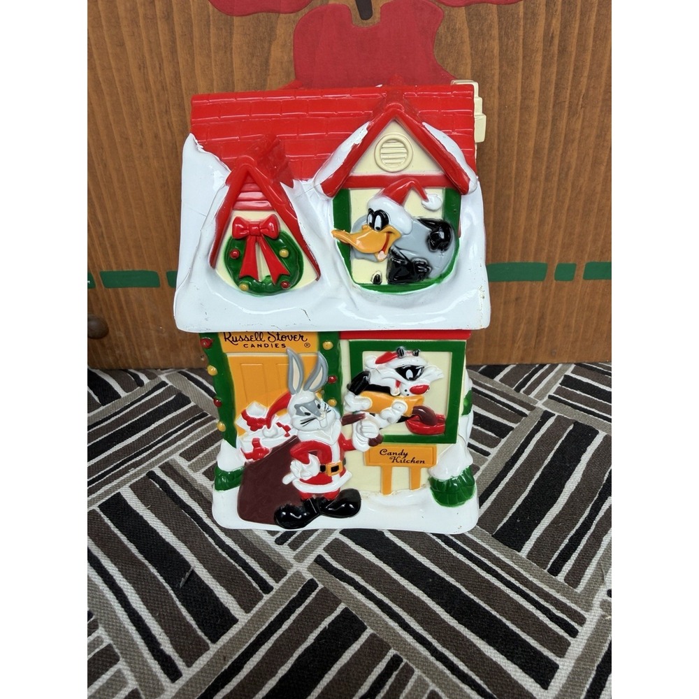 Russell Stover Warner Brothers Candy Kitchen 1997 Christmas Looney Tunes Bank